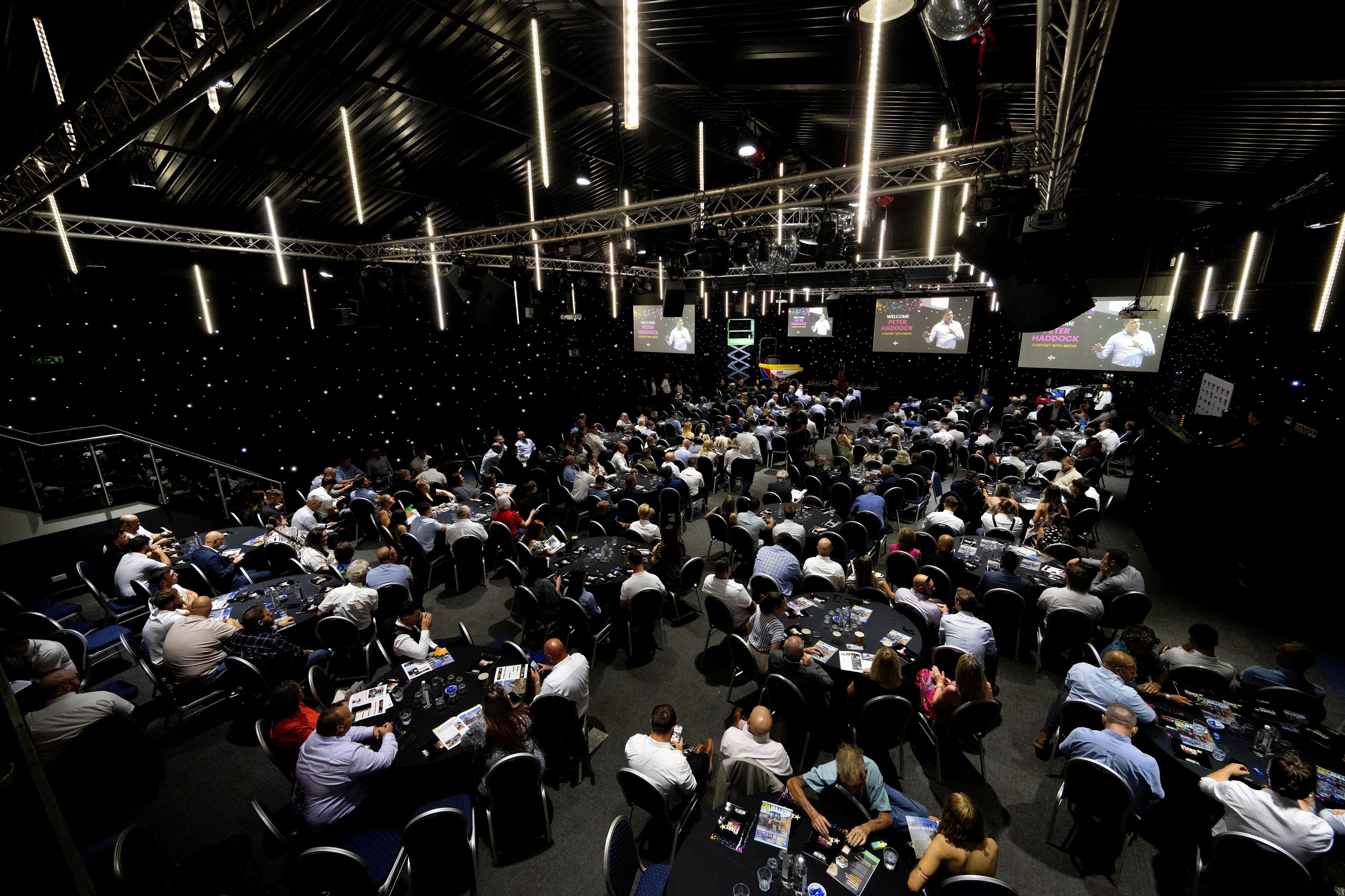 CPA185-Stars awards ceremony