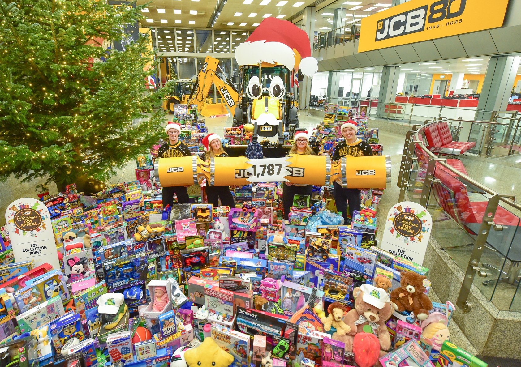JCB Toy Appeal Apprentices(5)