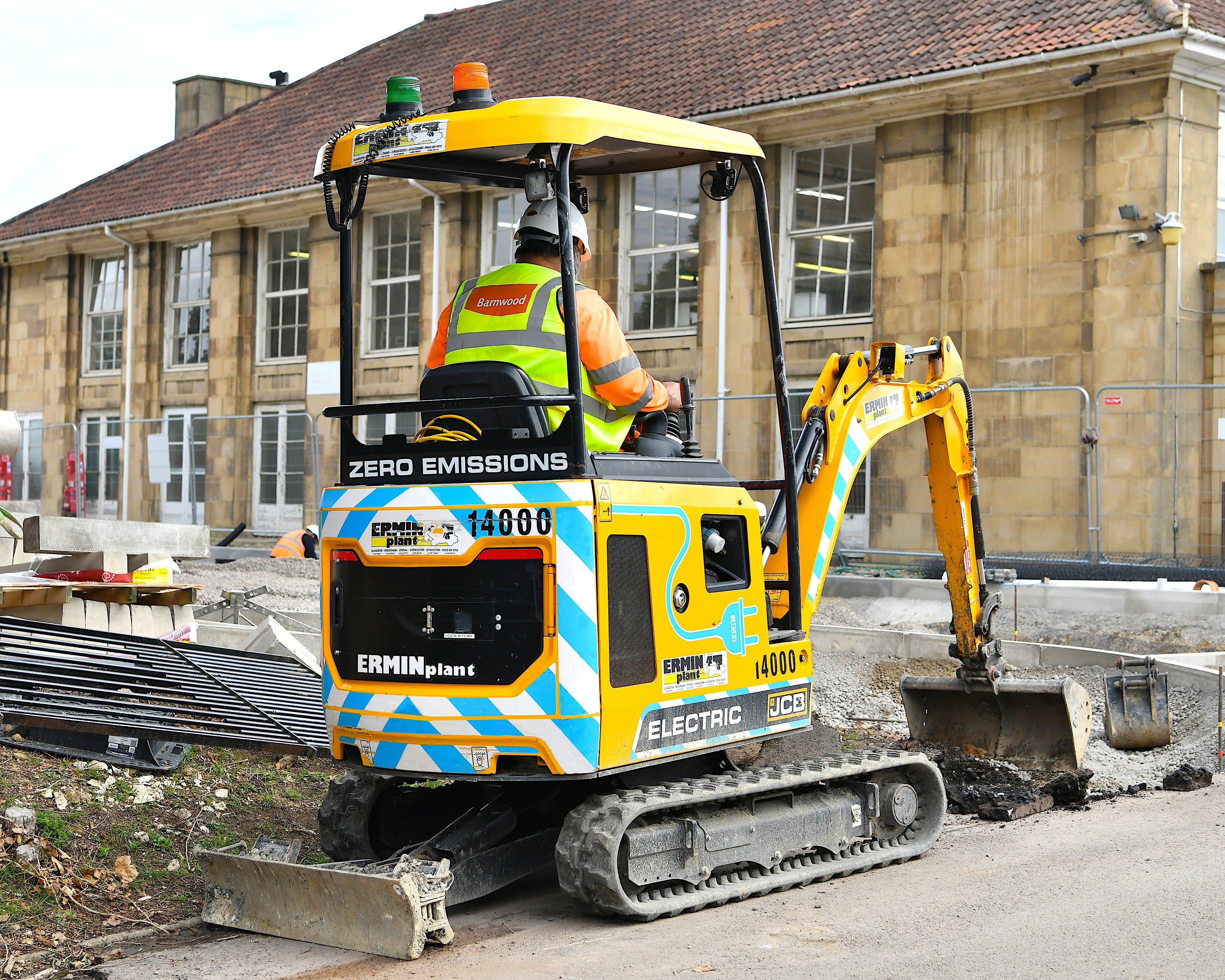 JCB. Ermin. Press (2)